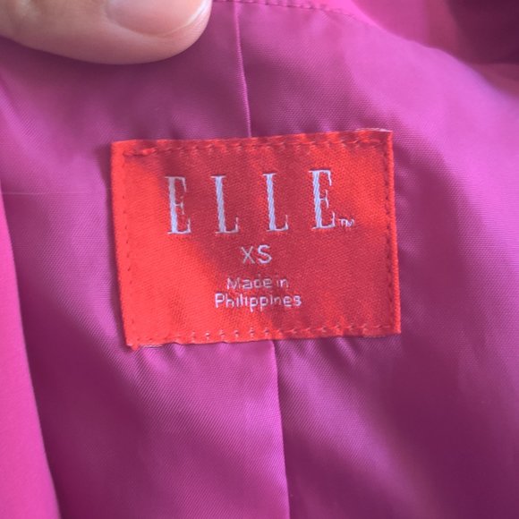 Blazer - Picture 2 of 5